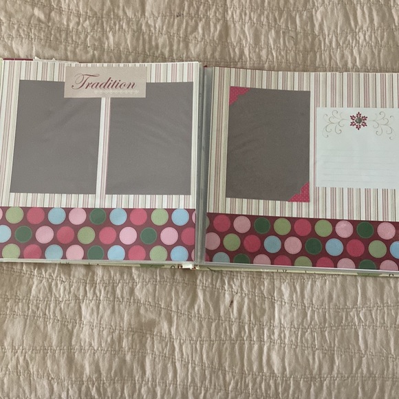 BRAND NEW: Blank S.E.I. ( similar to Creative Memories) Christmas Scrapbook - Picture 7 of 16